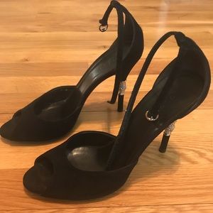 Gucci heels, black with rhinestone heel. US 7
